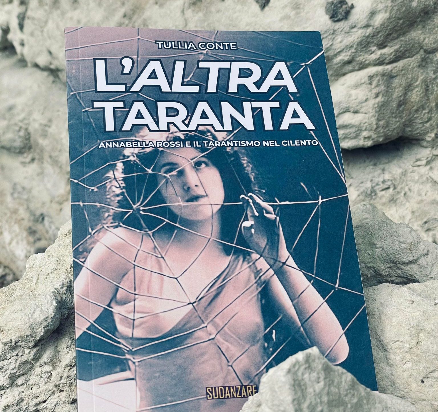 libro l'altra taranta